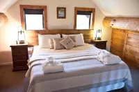 Cascade Creek Retreat Hotels in Circle Hill