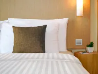 Hotel COZI Harbour View Hotels near Sai Kung