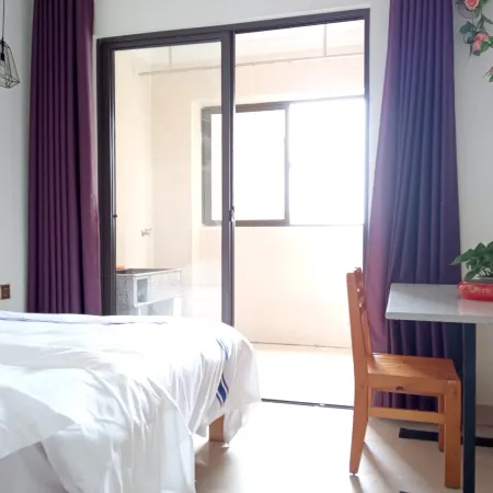 Xiangyang Apartment (Jinjiang Station)