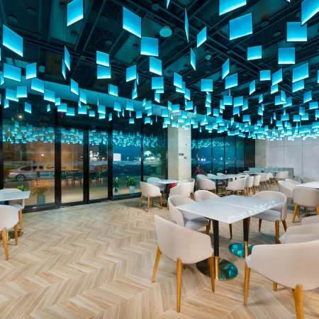 UFUN Light Hotel (Yulin International Convention and Exhibition Center Yuntian Cultural City)