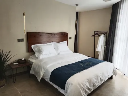 Liquan Yanqi Boutique Homestay Отели в г. Лицюань