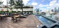 Cochin Zen Hotel
