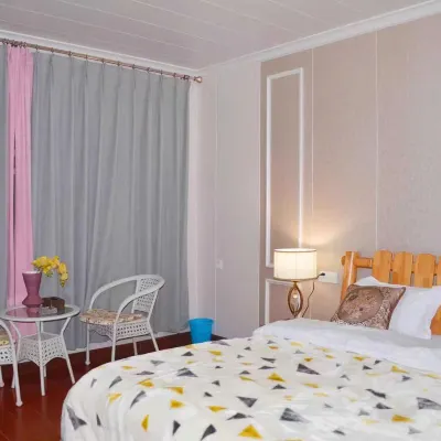 Xiling Snow Mountain Zhangsan Homestay 관윈타이 주변 호텔