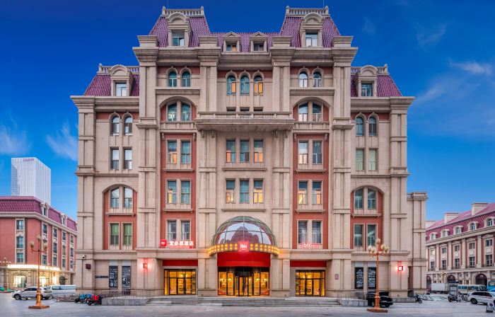 Ibis Hotel (Tianjin Railway Station Jinwan Plaza)