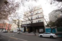 Homeinn Hotel·neo (Jingwu Road Wanda Daguanyuan Plaza Store) Hotels in Jinan