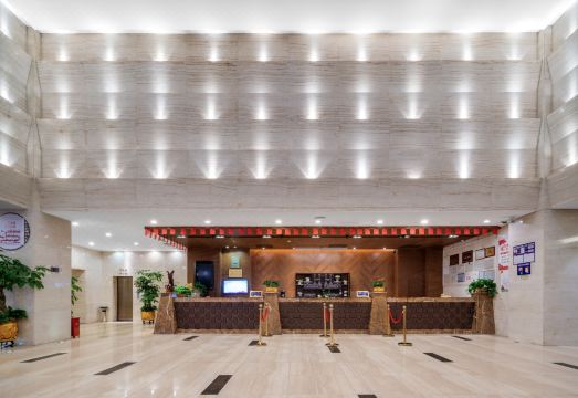 린청 완이 호텔 전경