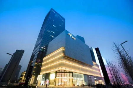 ZHENGZHOULANDAILITINGJIUDIAN Отели рядом с достопримечательностью «Henan Water Conservancy and Environment Vocational College»