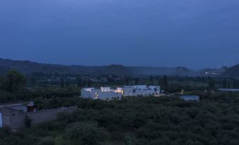 Tang Bo Cloud House