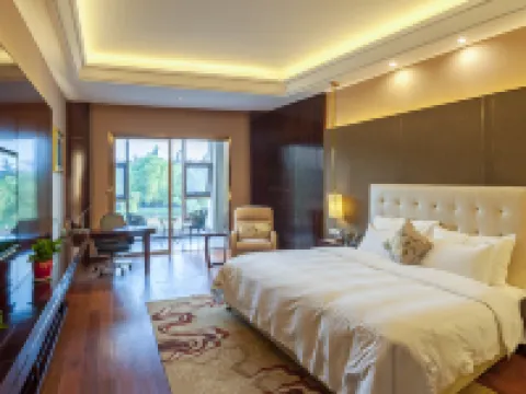 Swan Lake International Hotel Hotels in Sanmenxia