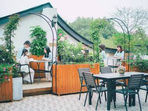 Lirenju Inn (Chaozhou Ancient City Paifang Street Store)