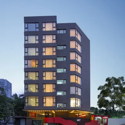 Langji Hotel (Haikou East High-Speed Rail Station Branch) Hotel berhampiran Haikoudong Railway Station