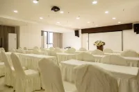Yeste Hotel (Lingshan Xianggui Square) Hotels in Lingshan