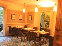 Hôtel Relais Monceau マリニー劇場周辺のホテル