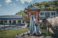Xinglong Forest Country Residence Hotel di Xinglong