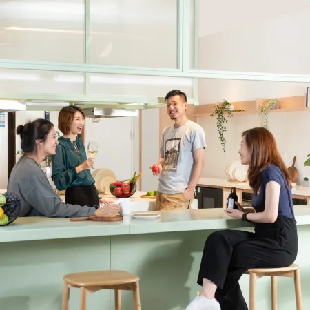 baseLITE-W.LONGHUA Serviced Apartment Отели рядом с достопримечательностью «Храм и пагода Лонхуа»