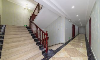 Tianyue Leisure Hotel (Huanglong Scenic Area Branch)