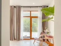 Life in the Woods Hotels in Qingdao
