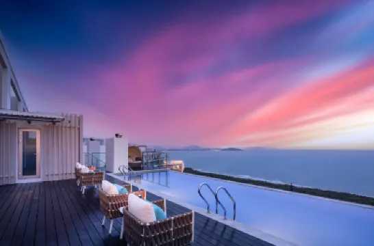 三亞海棠灣雲頂海景空中別墅 鄰近神舟第一春的酒店