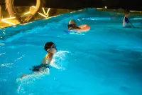 Floral Hotel·Wuyi Shandu Ancient Ship Wood Hot Spring Hotel - Romantic