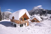 AlpenParks Hagan Lodge Altaussee Hotels in der Nähe von Grundlsee