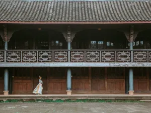 Shisanjian Hotel