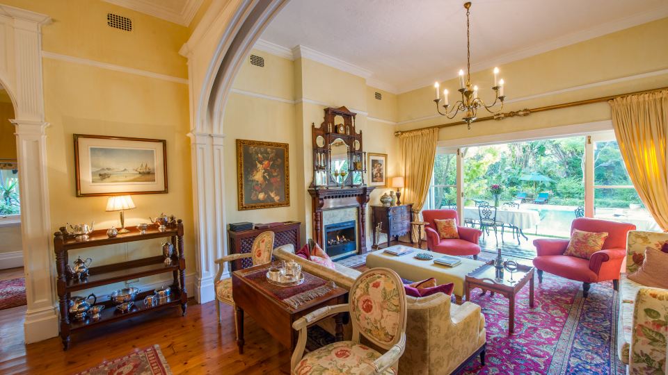 Hacklewood Hill Country House