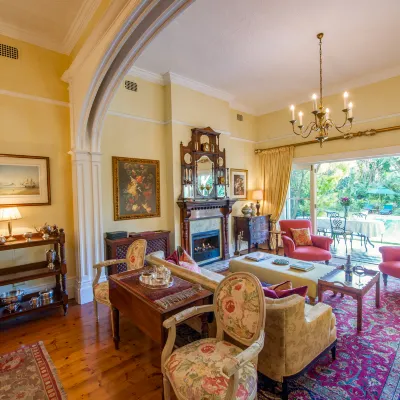 Hacklewood Hill Country House Hotels near GFI Art Gallery
