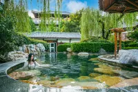 Zhisheng Hot Spring Guest Reception Center (Zhisheng Hot Spring Resort No.1 Building) Hotels in Yinan