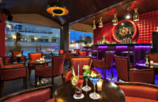 瓦爾德安發俱樂部酒店