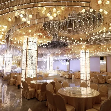 Yicheng Hotel (Huarong Zhuangyuan Lake Ecological Wetland Park store)