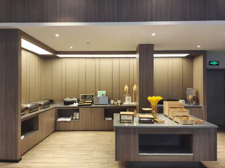 Chuhan Hotel (Wuhan Donghu) Отели рядом с достопримечательностью «Shuiyunxiang»