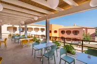 Amareclub Red Sun Village فنادق في Trinita dʼAgultu