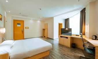 Laiwang Fashion Hotel (Wuzhou Wangcheng square)