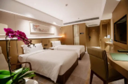 Guangdong Hotel Hotels in Princess Tomb and Wanshou Road Commercial Area