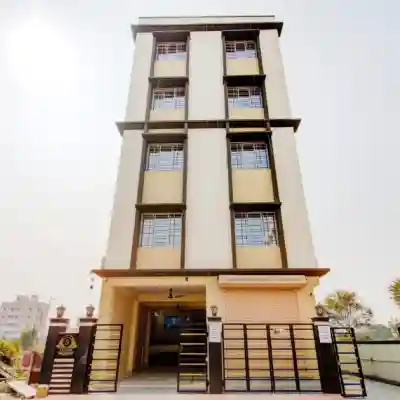 Capital O 78595 Sanjeevaa Hotel Hotel Exterior