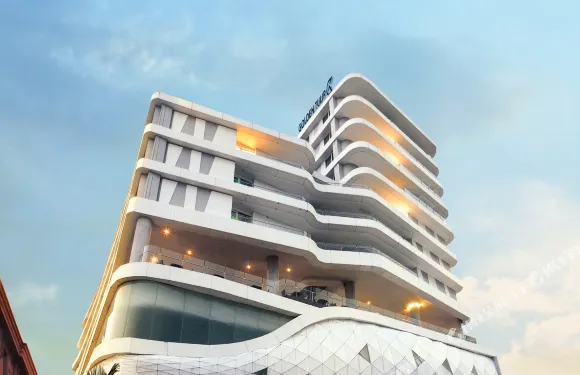 金色鬱金香酒店-坤甸