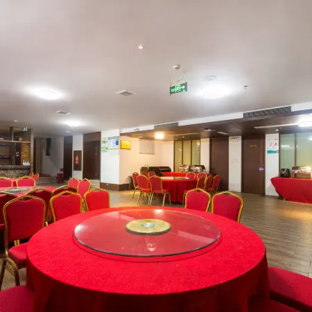 Tianyi Boutique Hotel (Baoting Qixian Square)