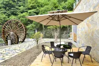 Chengkou County Moye Yayan Hotels in Chengkou County