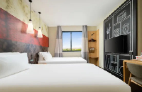 宜必思酒店（海口東站吾悅廣場店）