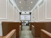 杭州揀枝而棲青年旅舍（龍湖濱江天街江陵路地鐵站店） 江陵路附近的飯店