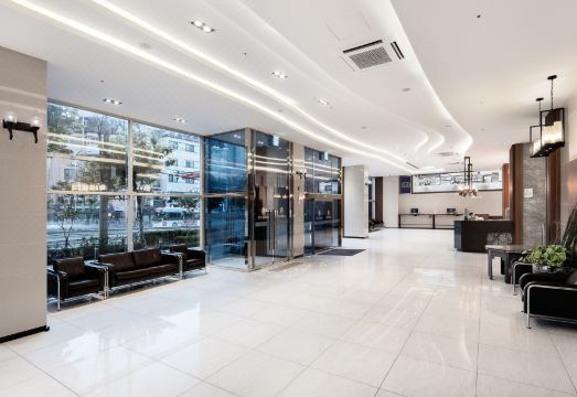 베르누이 호텔 로비