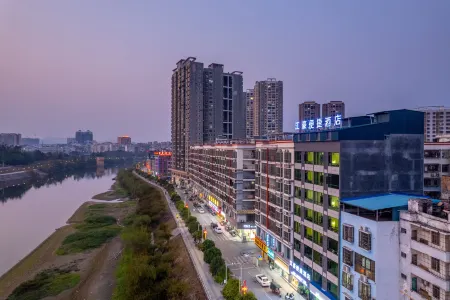 Jianghao Convenience Hotel (Hechi Huanjiang Jiangbin Road)