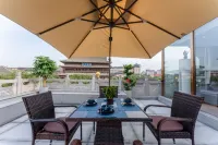 Meili Maple Hotel (Xi'an Bell Tower Metro Station Huimin Street Branch)