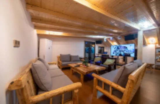 Narati Jansshe · Light enjoy homestay