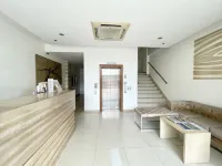 Super OYO 93514 Rubina Syariah Hotel Hôtels à : Padamara
