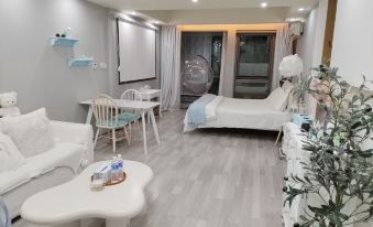 Lele Ma Apartment (Beijing Wangjing Soho Hesheng Qilin Shop)