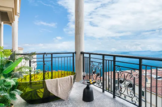 Qushu Adaman · Sky Villa