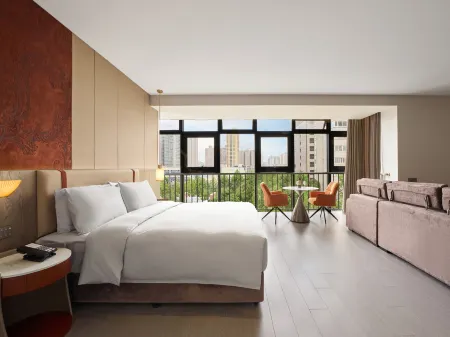 Xi 'an Dayan Pagoda RENJOY Hotel