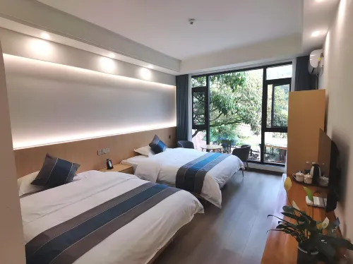 Tiantai Mountain Forest Elegant Residence Hotel - Inns