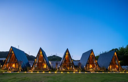 JIUXILI·FLOWER GARDEN VILLA Отели рядом с достопримечательностью «Qing'aowan Astronomy Square»